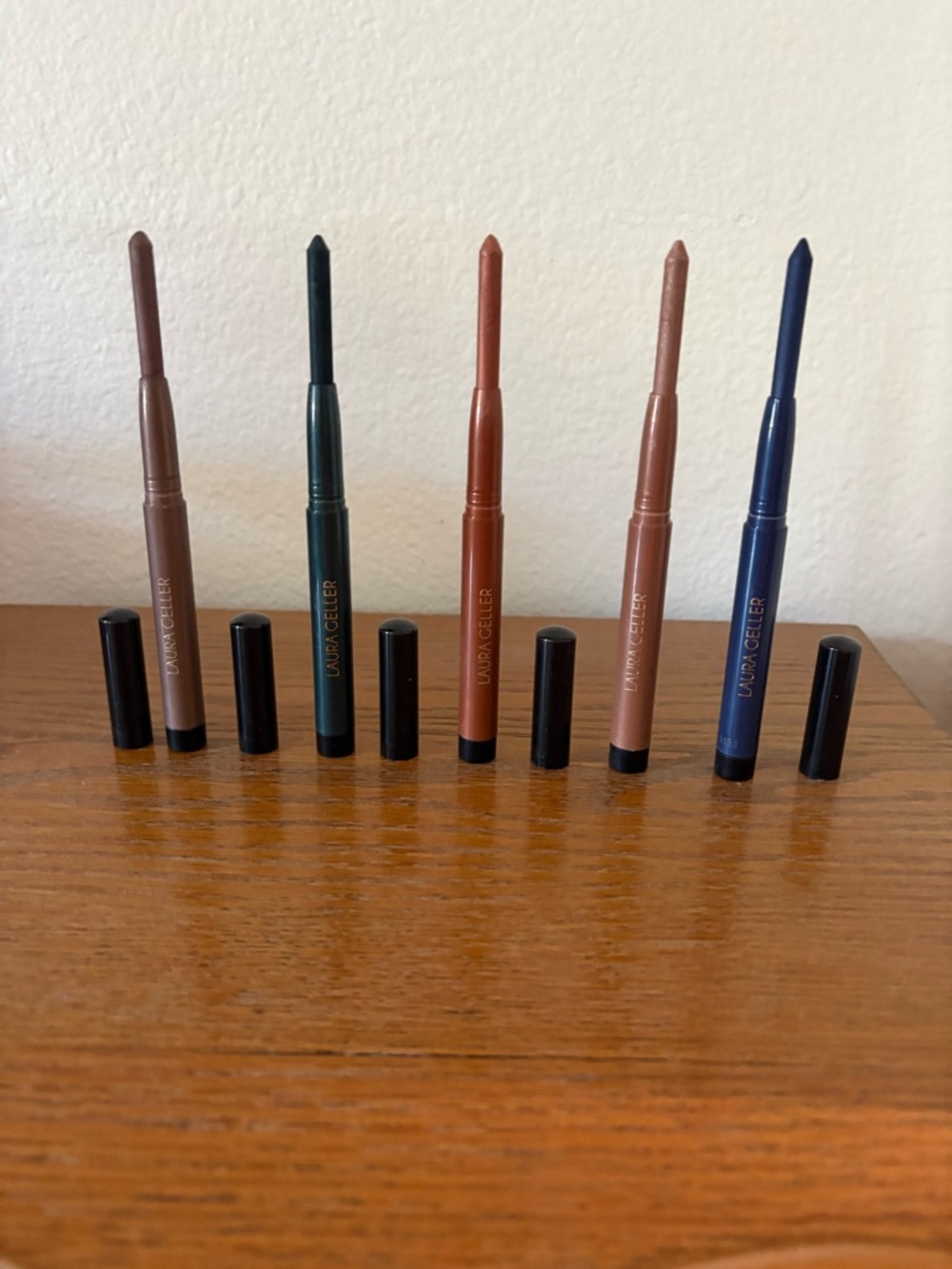 LAURA GELLER KAJAL LONG WEAR EYE LINERS .. LOT OF 5